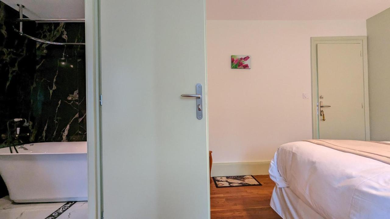 Chambres D'Hotes Cascarot Lechatelet Zewnętrze zdjęcie